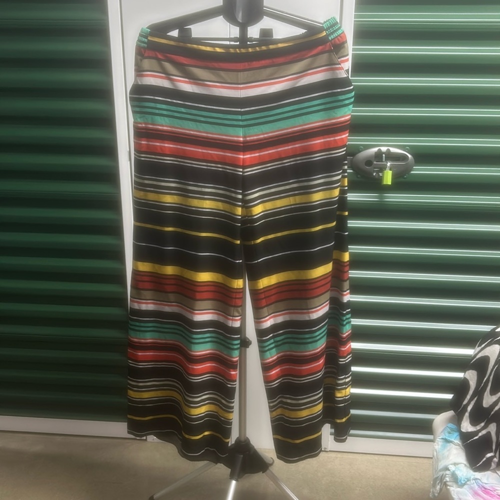 🚨Pick 5 NY&company pant🚨